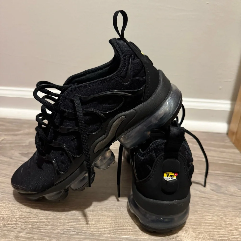 Nike Air VaporMax Plus SE - Picture 12 of 16